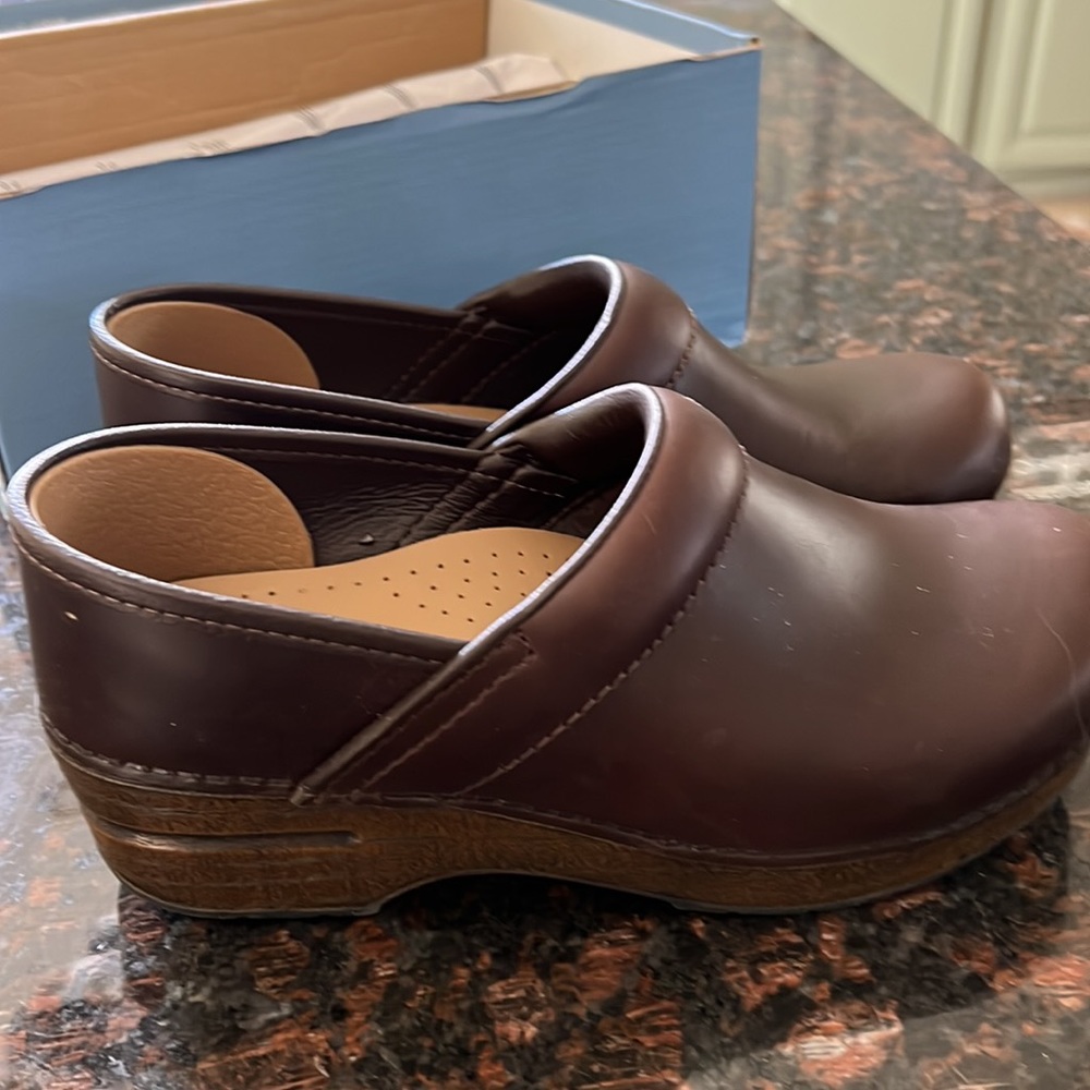 Dansko Professional Oiled 37